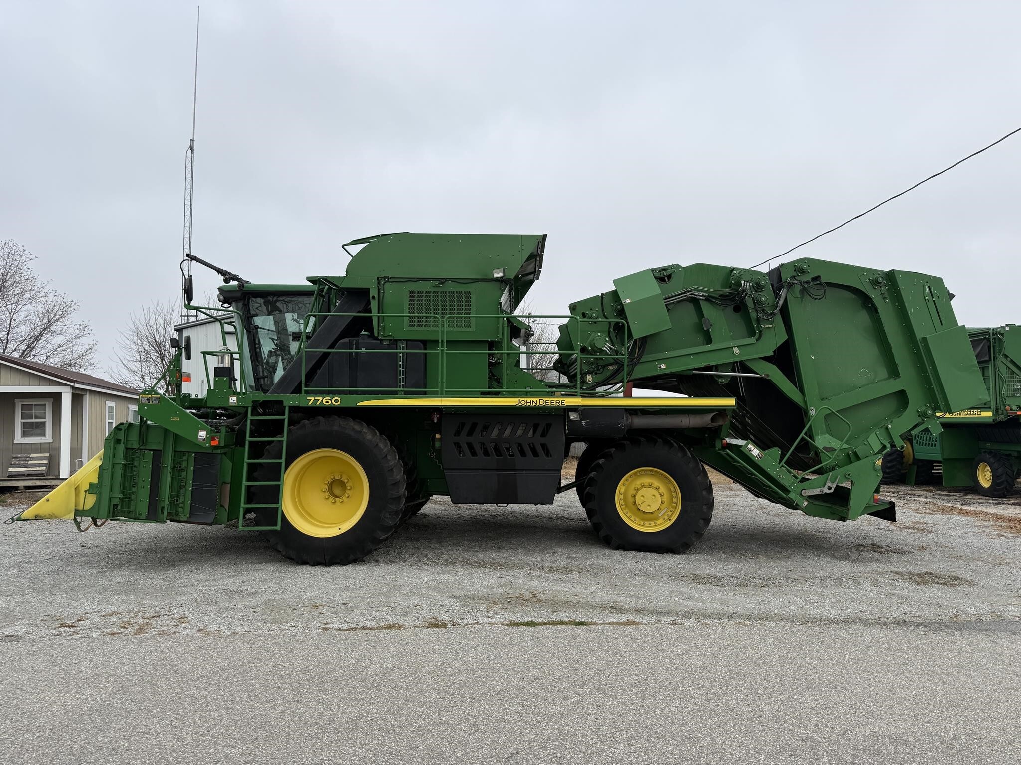 2012 John Deere 7760 Cotton Equipment