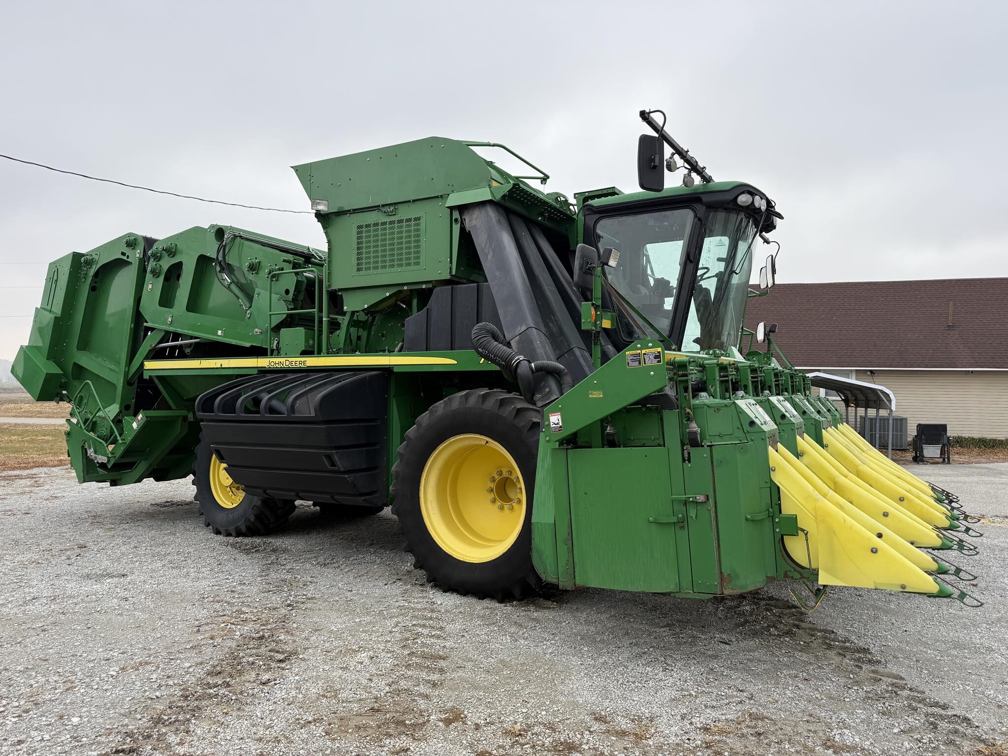 2012 John Deere 7760 Cotton Equipment