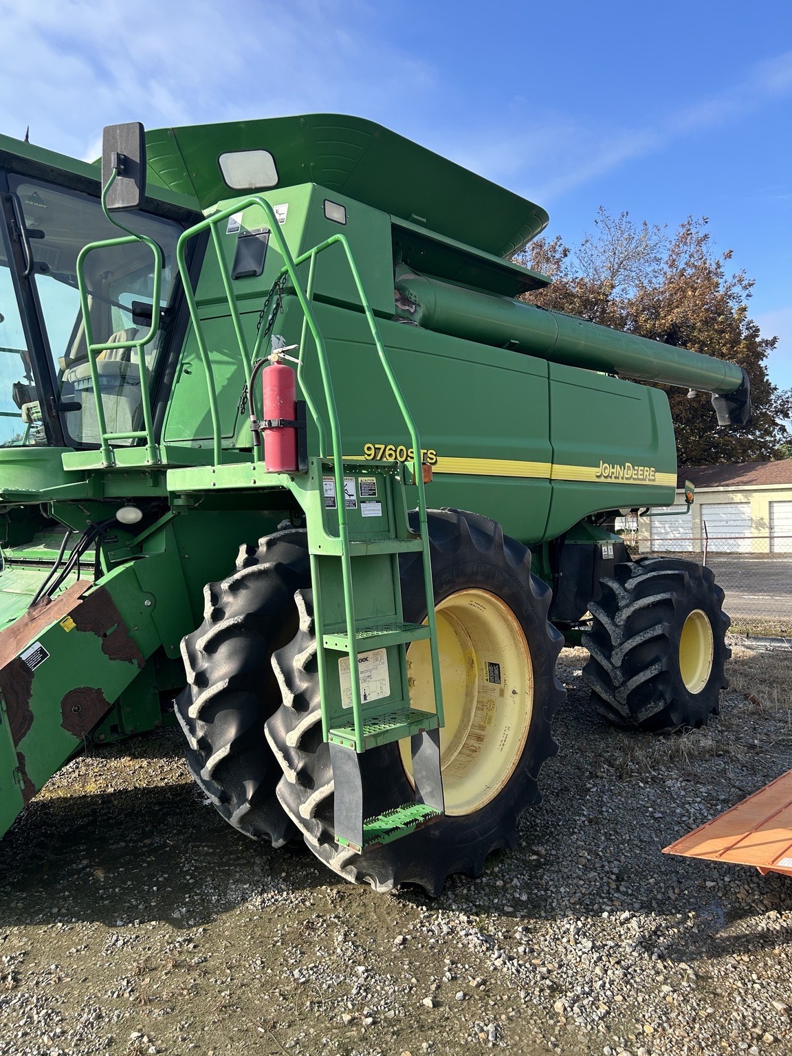 2005 John Deere 9760 STS Combine