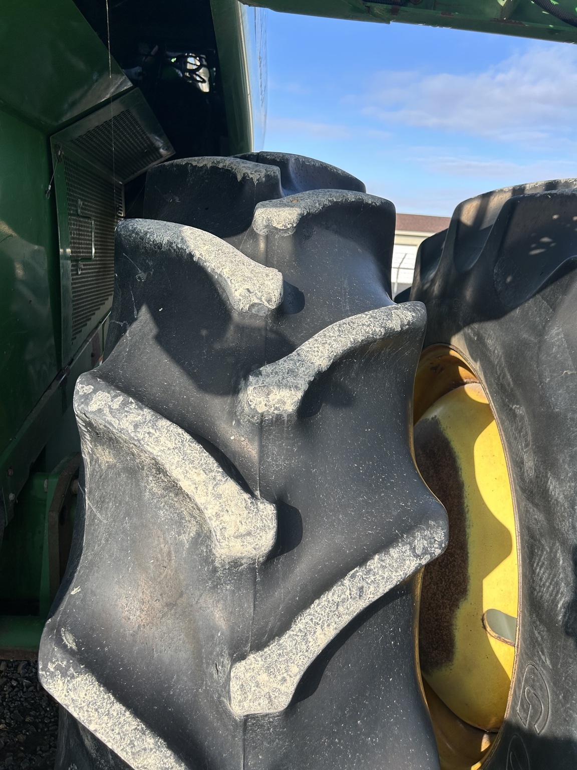 2005 John Deere 9760 STS Combine