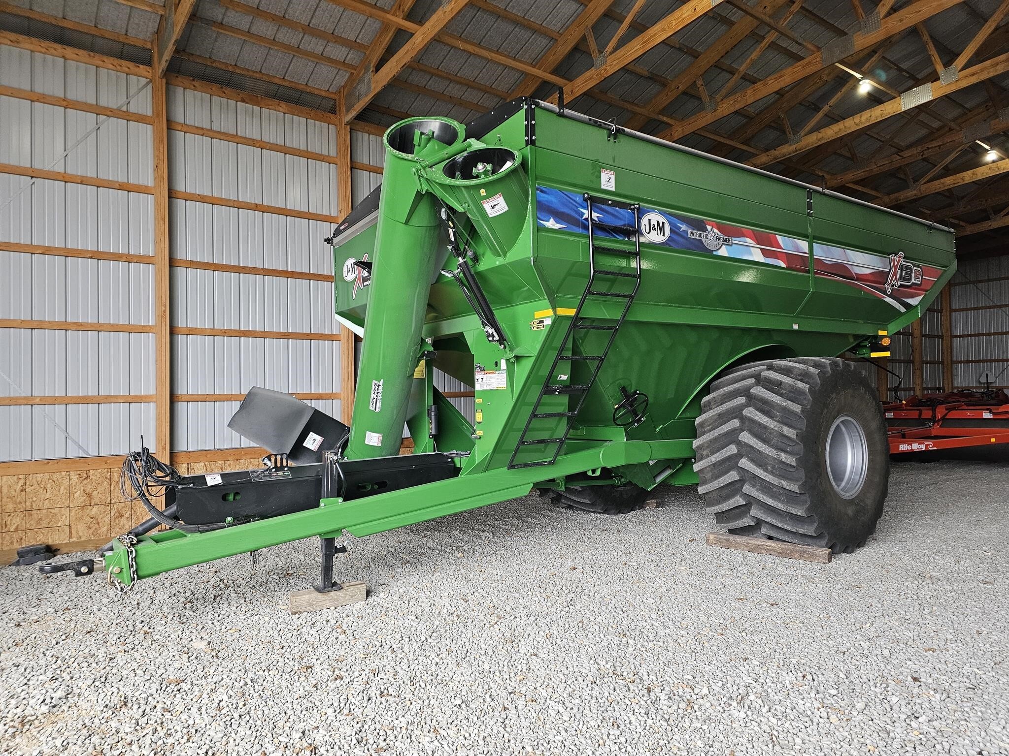  J&M 1312-20S Grain Cart