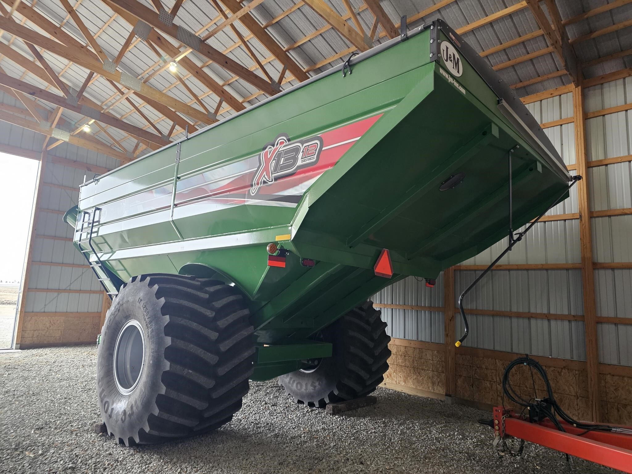  J&M 1312-20S Grain Cart