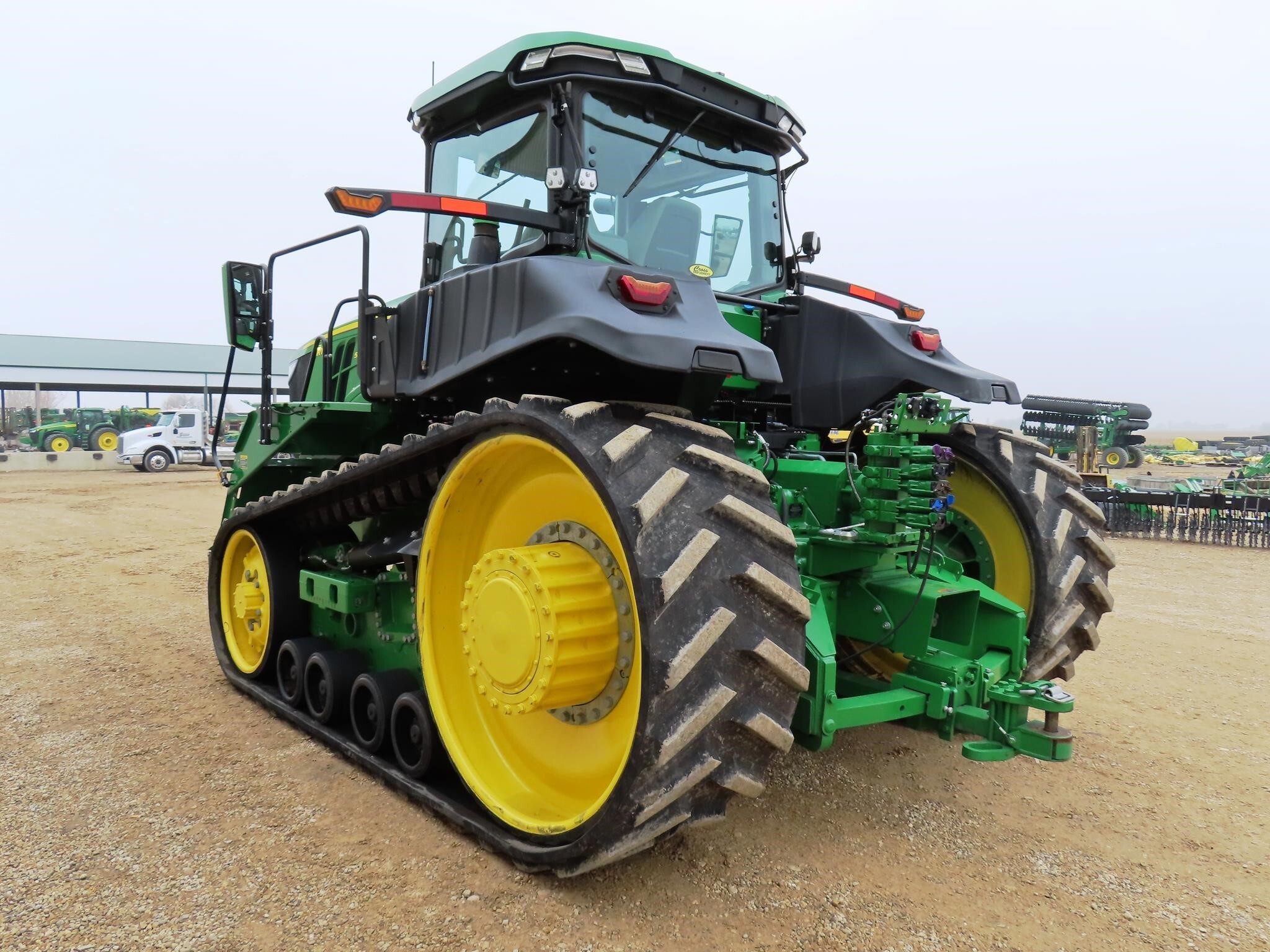 2023 John Deere 9RT 520 Tractor