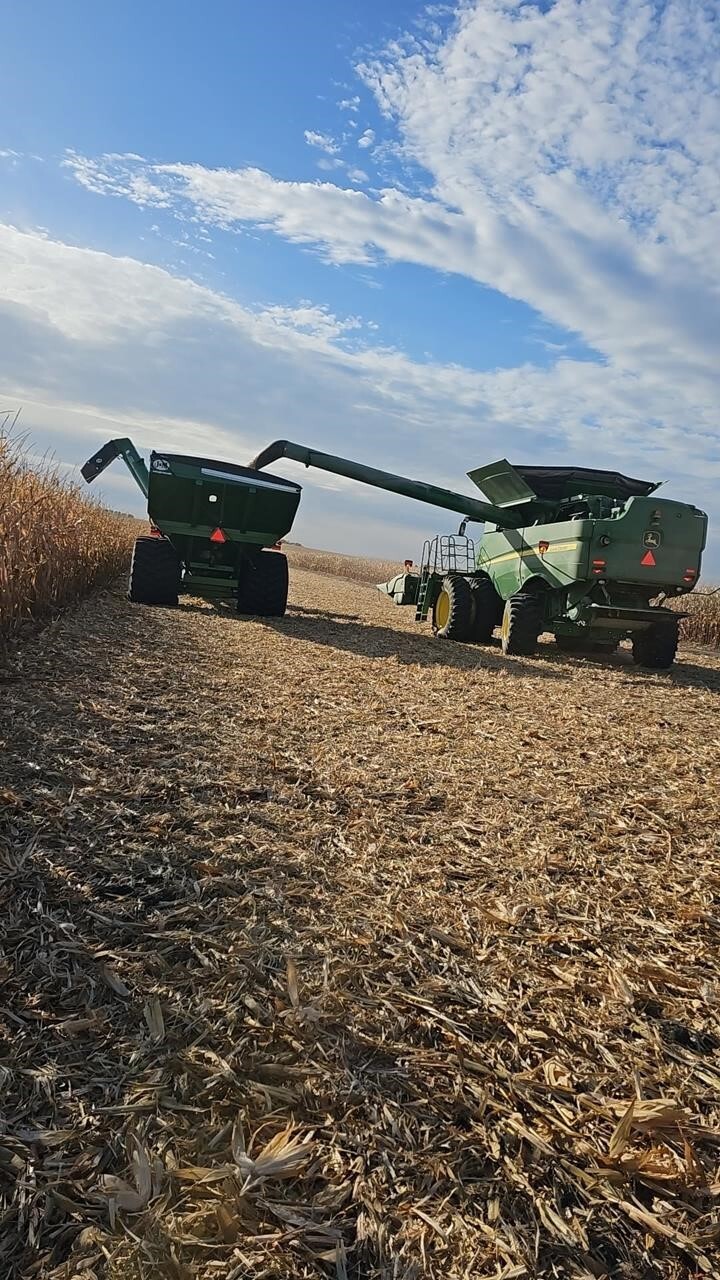  J&M 1312-20S Grain Cart