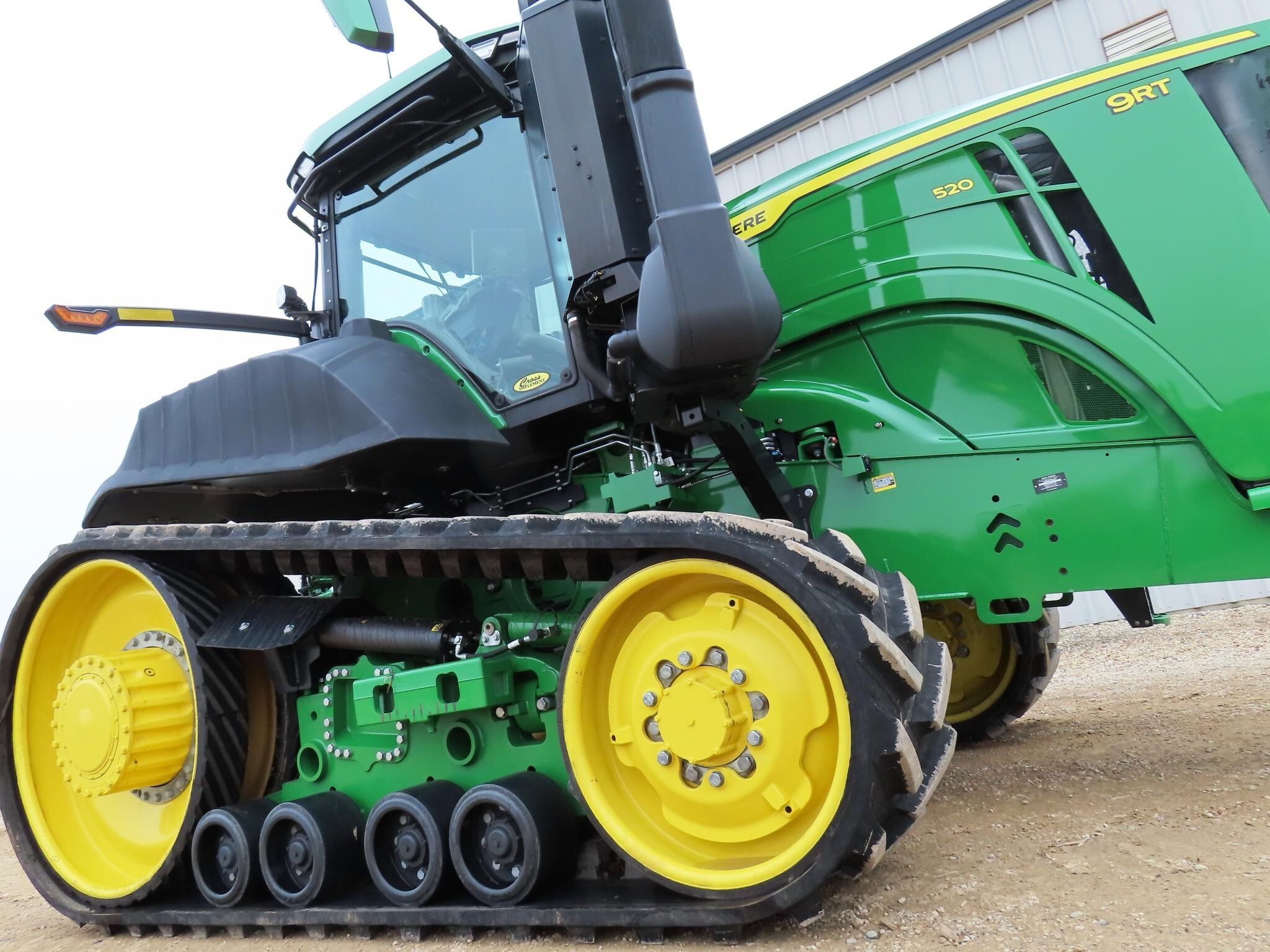 2023 John Deere 9RT 520 Tractor