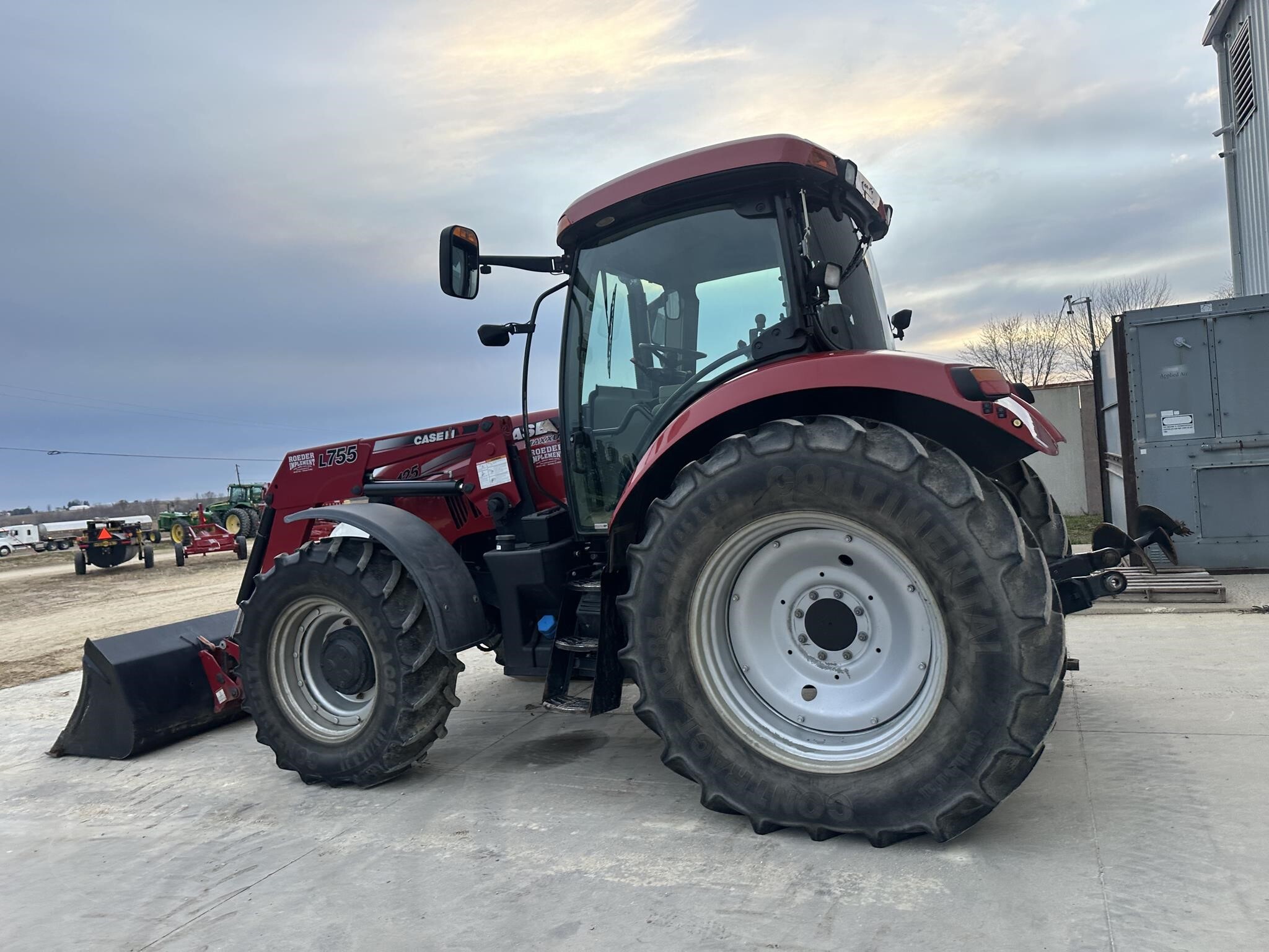 2013 Case IH Maxxum 125 Tractor