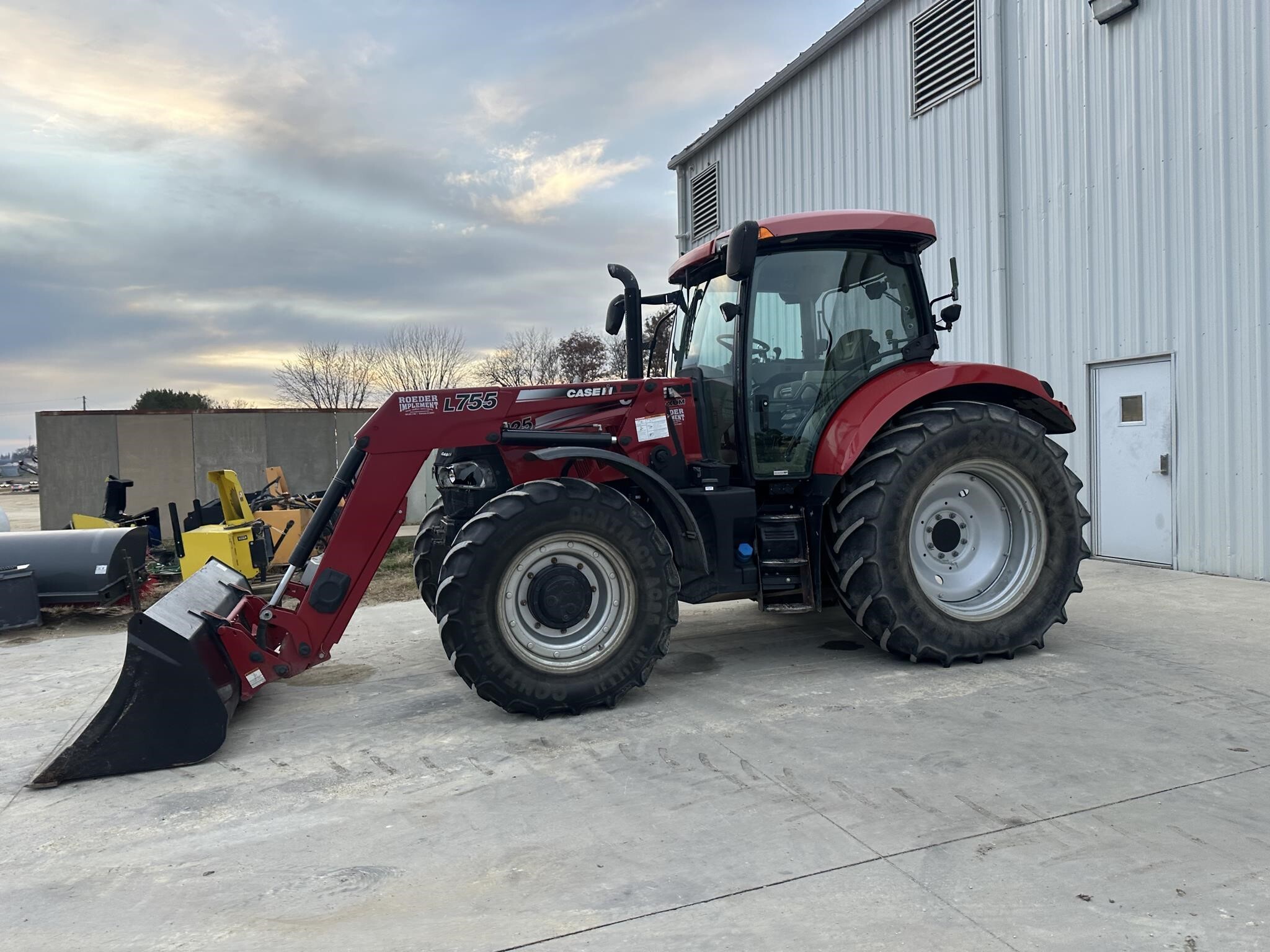 2013 Case IH Maxxum 125 Tractor