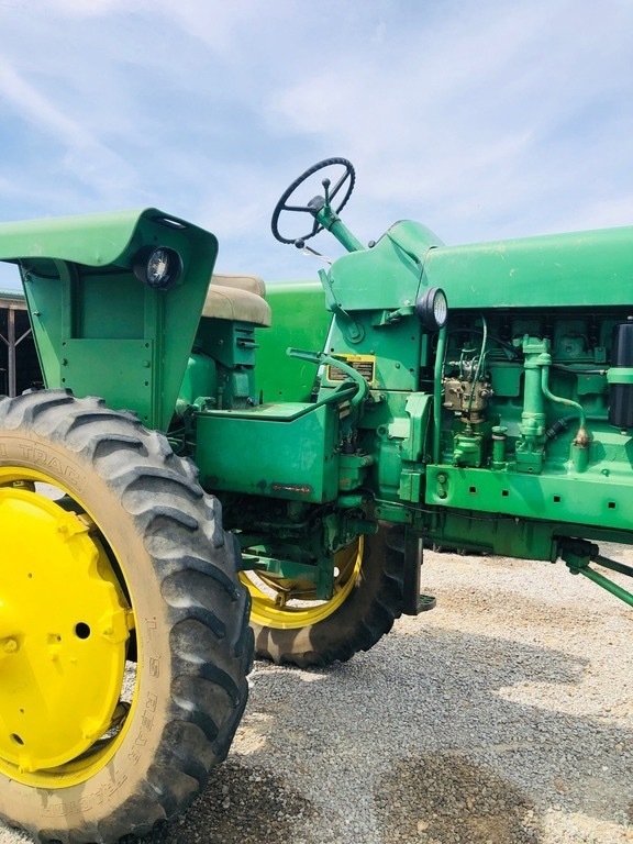 1965 John Deere 4020H Tractor
