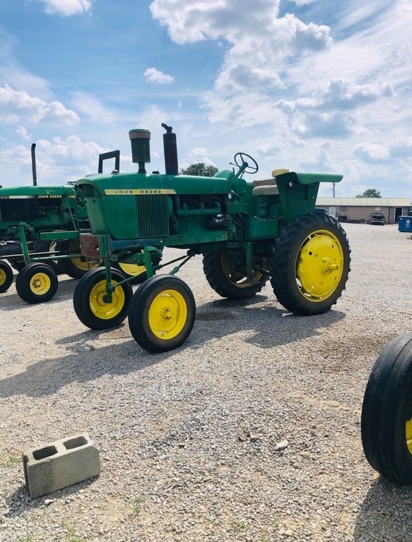 1965 John Deere 4020H Tractor