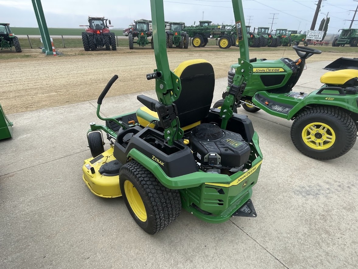 2021 John Deere Z545R Lawn Mower