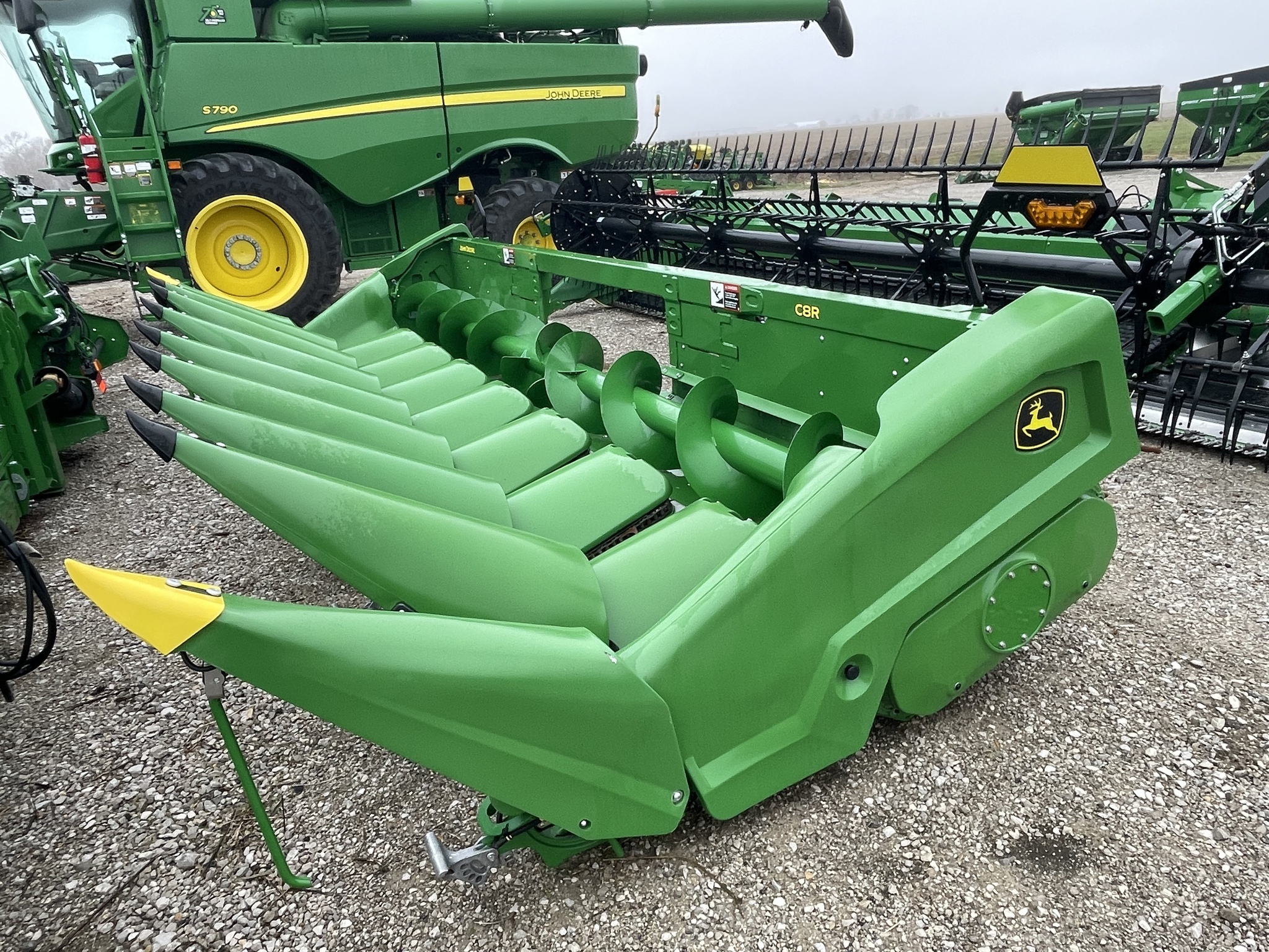 2024 John Deere C8R Corn Head