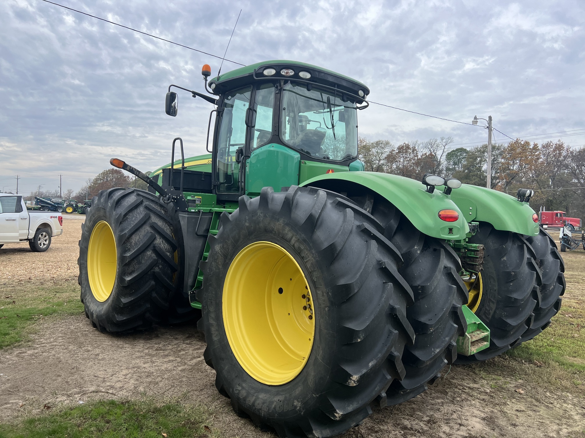 2013 John Deere 9460R Tractor