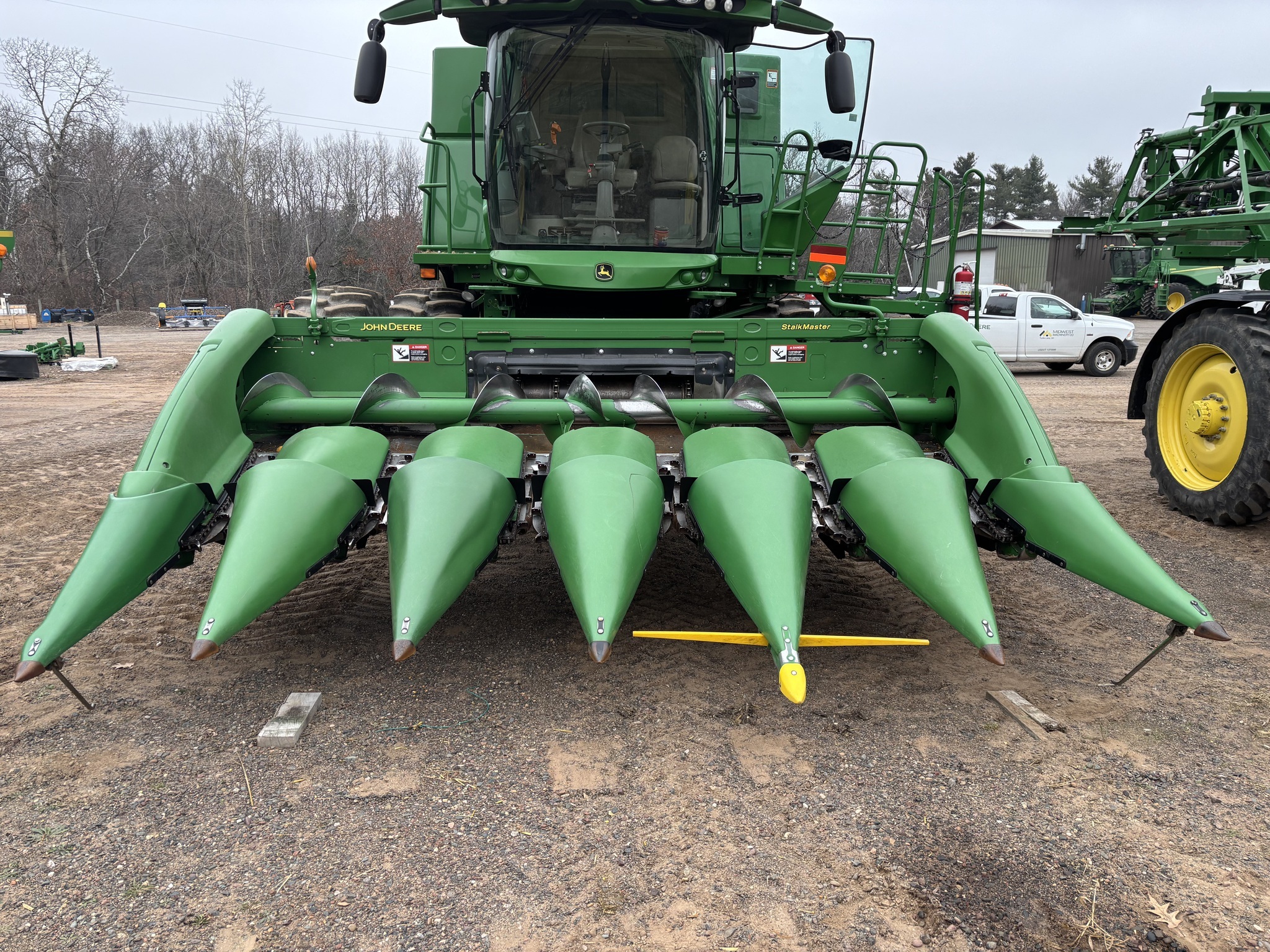 2012 John Deere 606C Corn Head
