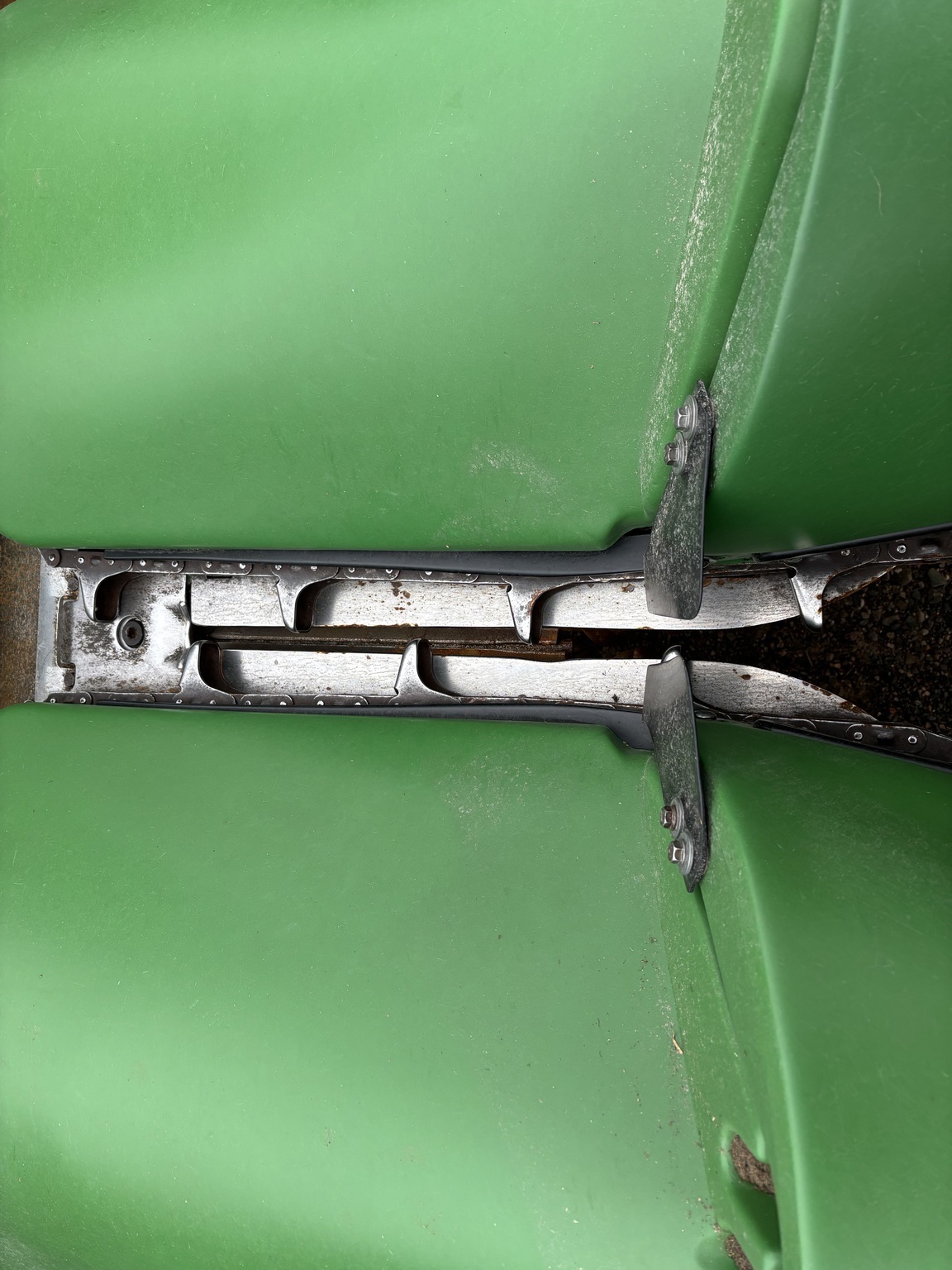 2012 John Deere 606C Corn Head