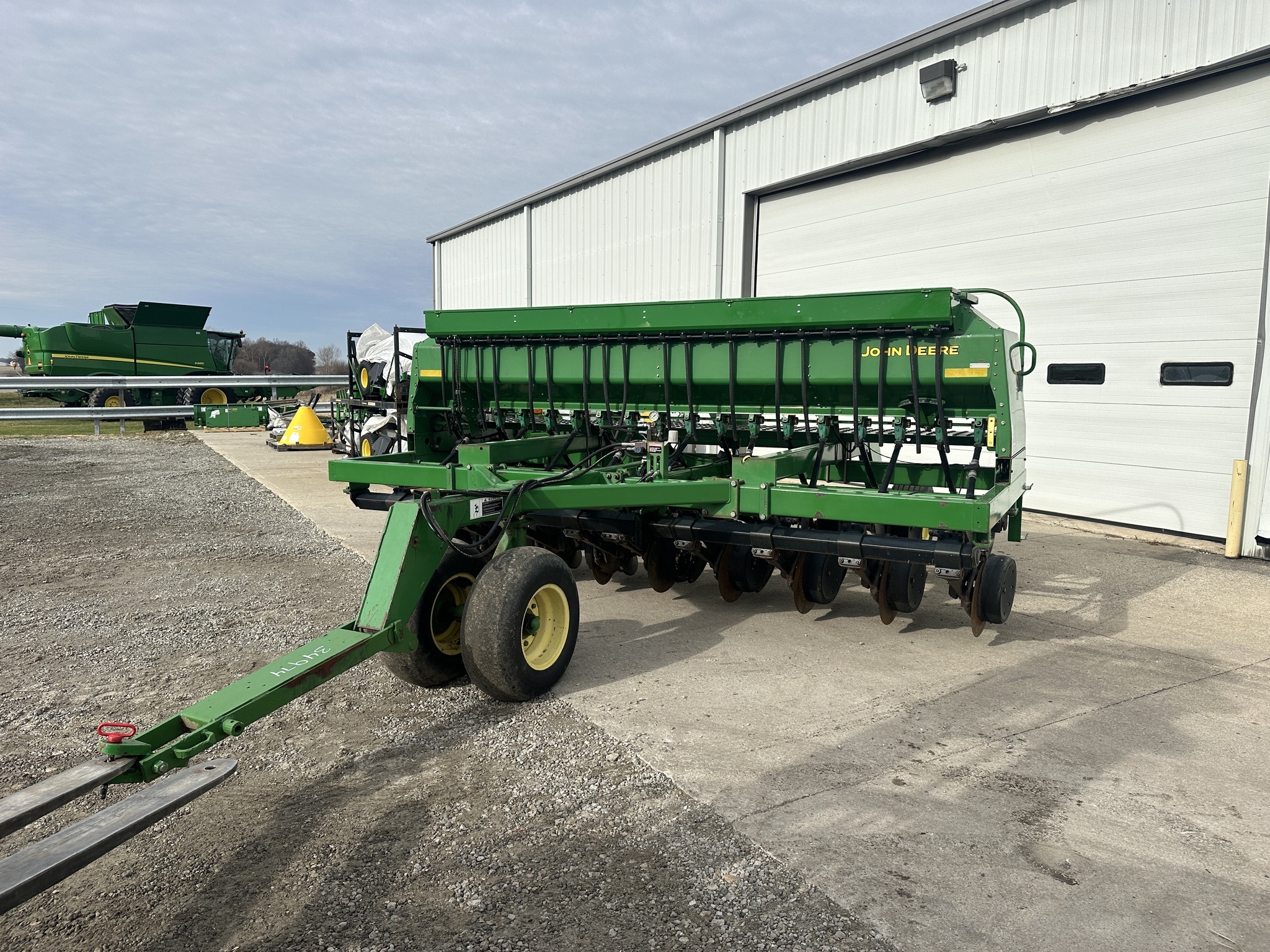 2003 John Deere 1590 Drill