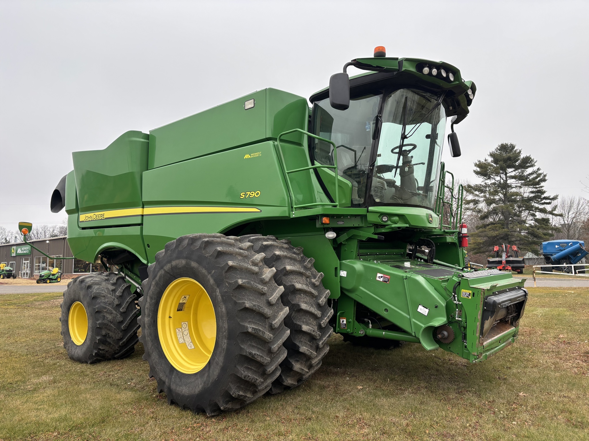 2019 John Deere S790 Combine