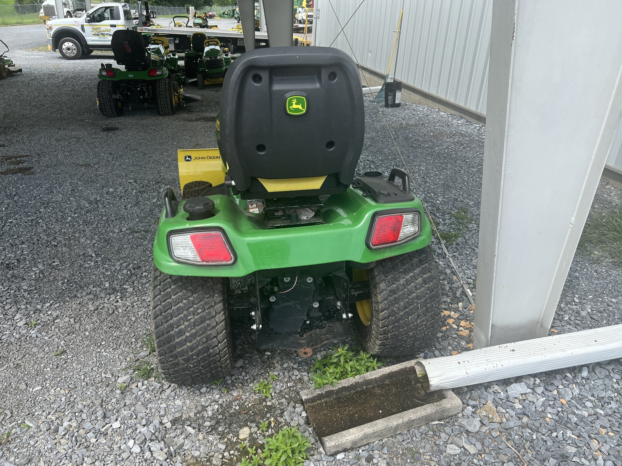 2014 John Deere X730 Lawn Mower