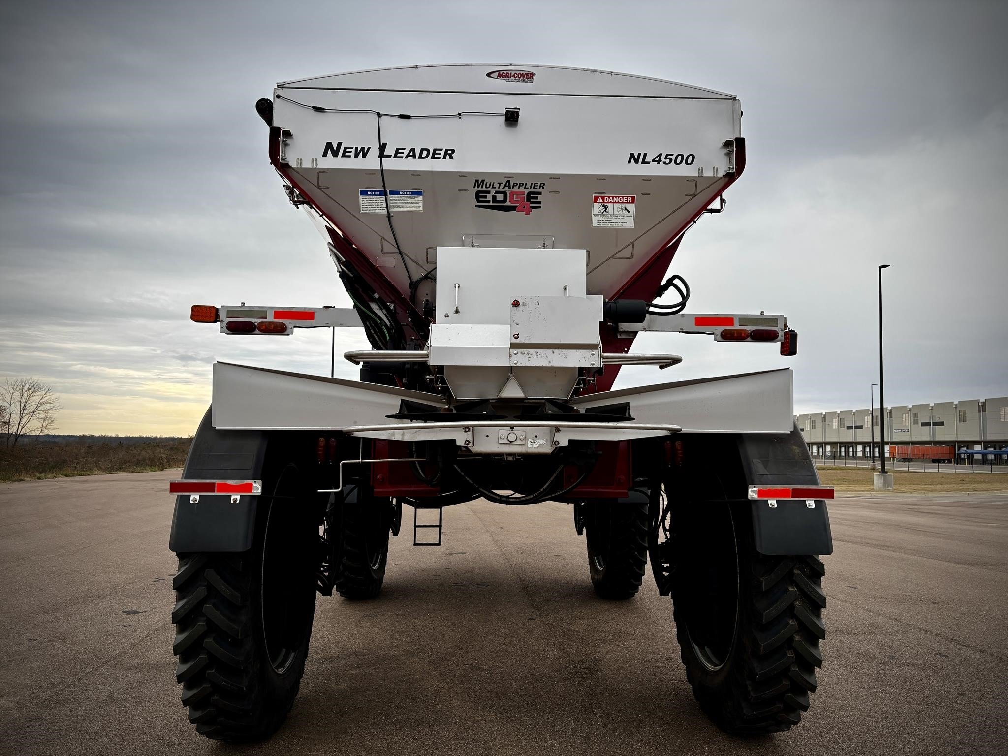2018 Case IH TRIDENT 5550 Self-Propelled Sprayer