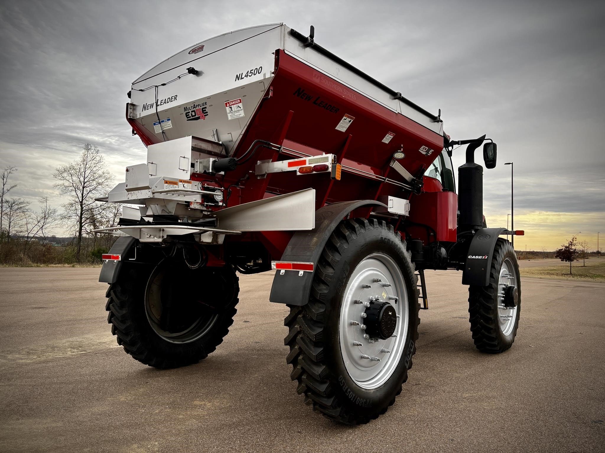 2018 Case IH TRIDENT 5550 Self-Propelled Sprayer