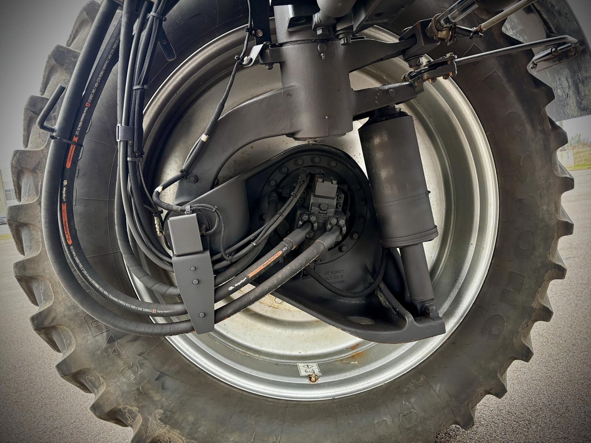 2018 Case IH TRIDENT 5550 Self-Propelled Sprayer