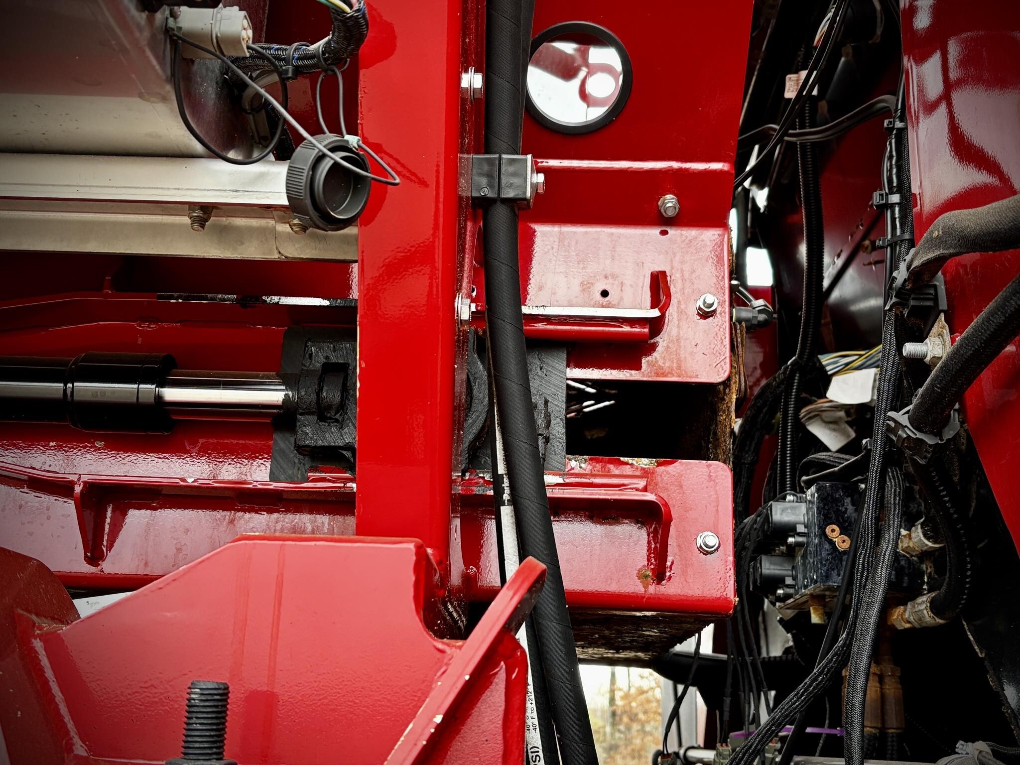 2018 Case IH TRIDENT 5550 Self-Propelled Sprayer