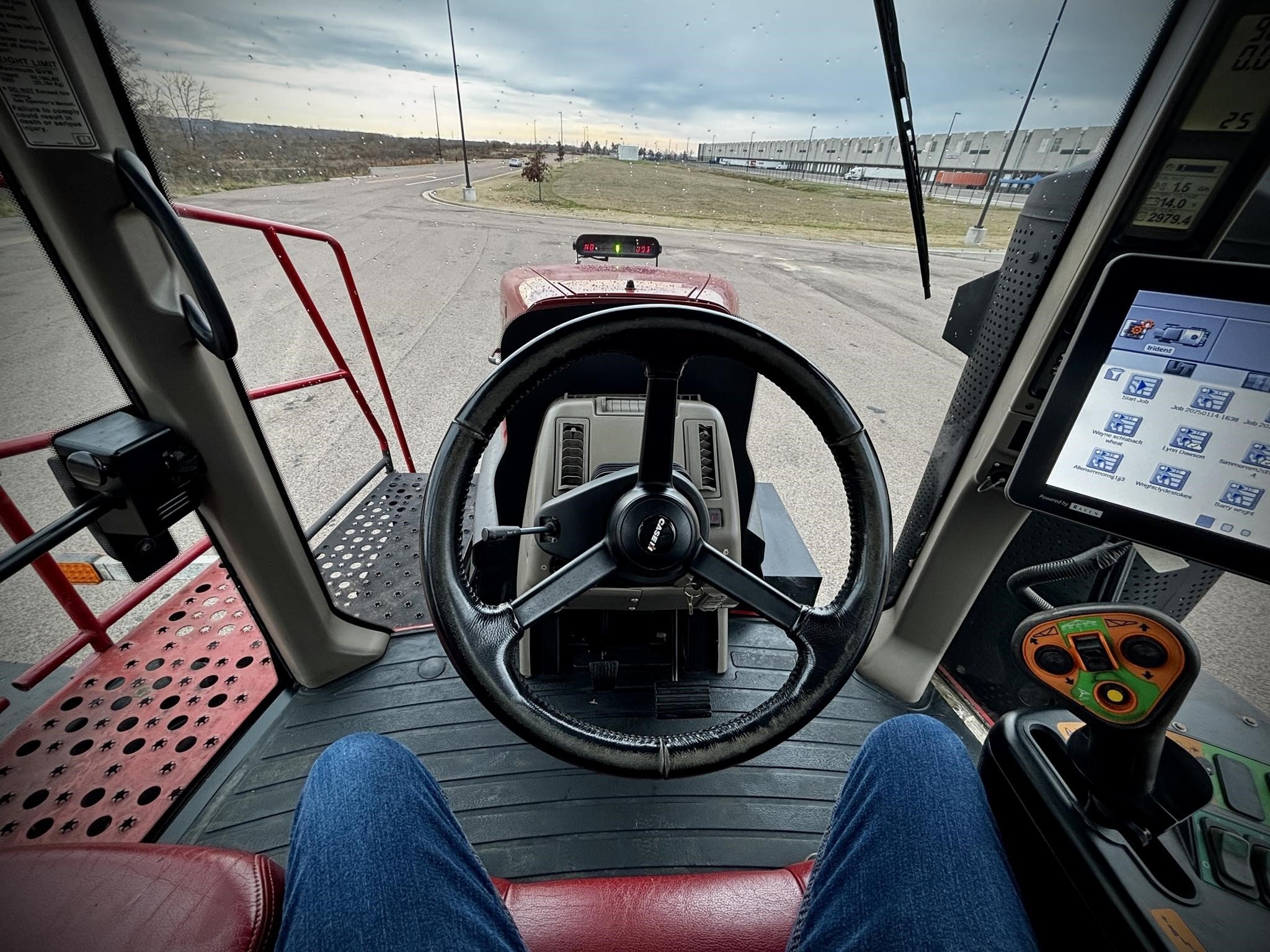 2018 Case IH TRIDENT 5550 Self-Propelled Sprayer