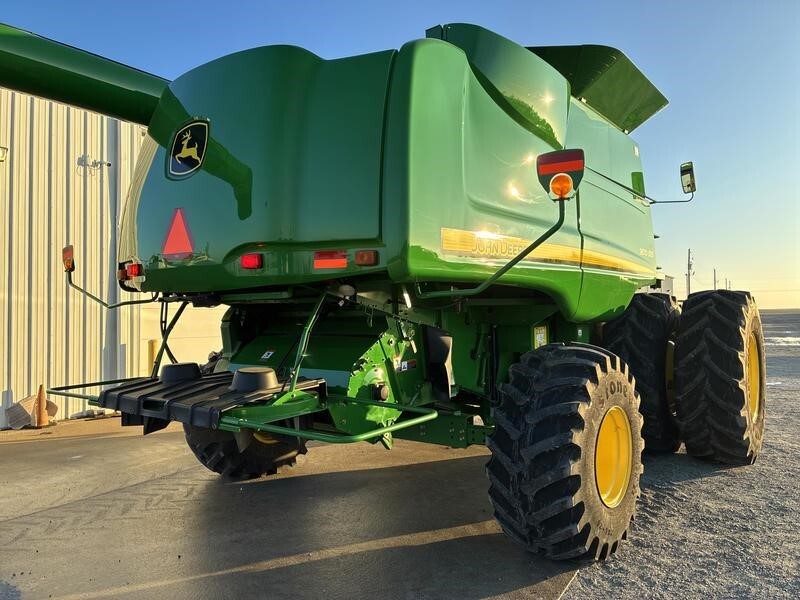 2008 John Deere 9870 STS Combine
