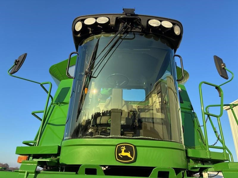 2008 John Deere 9870 STS Combine