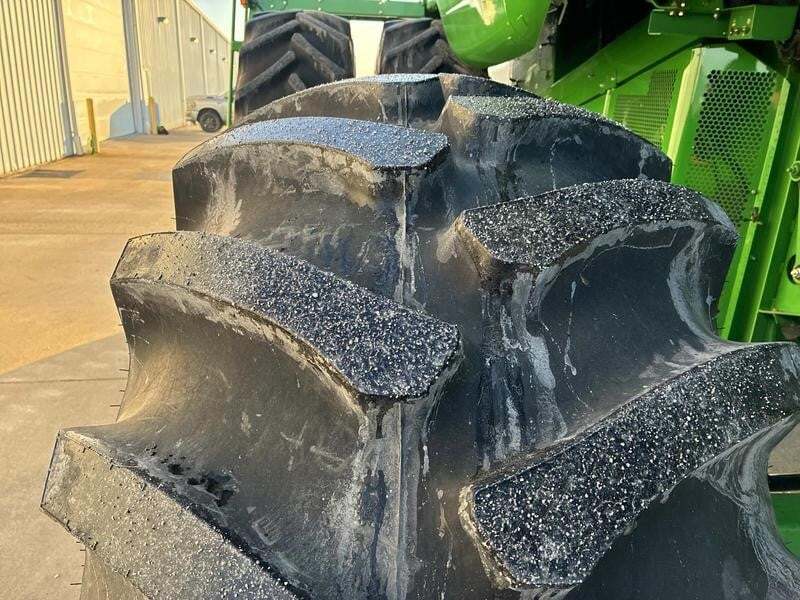 2008 John Deere 9870 STS Combine