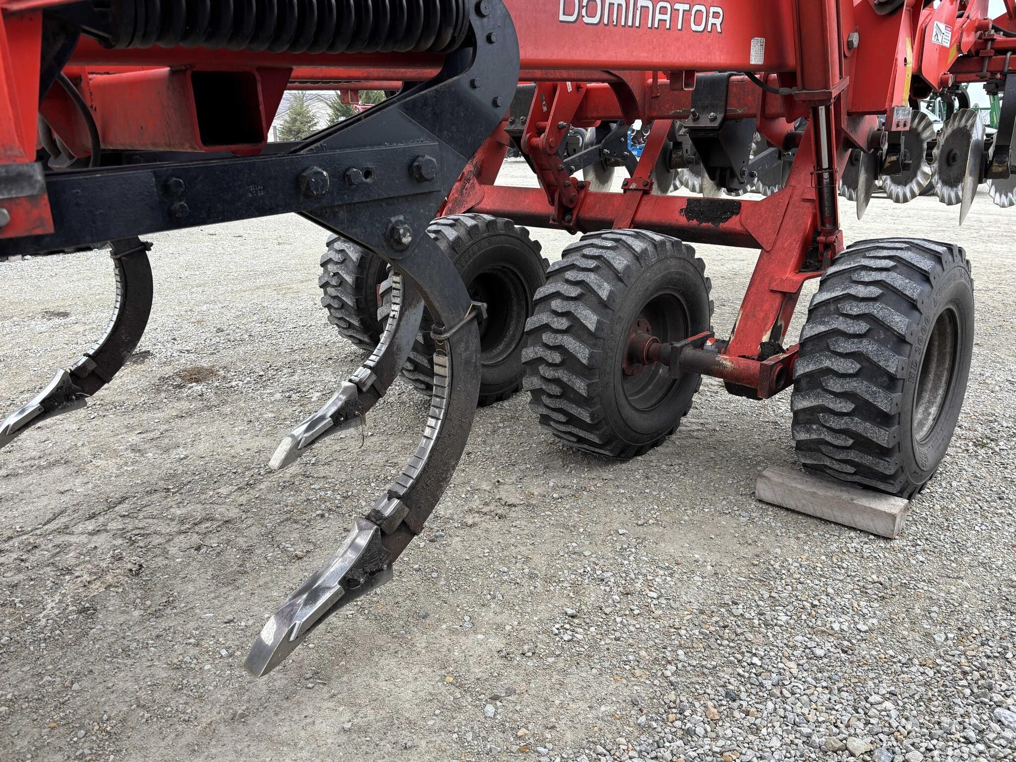 2013 Krause Dominator 4850 Disk Chisel