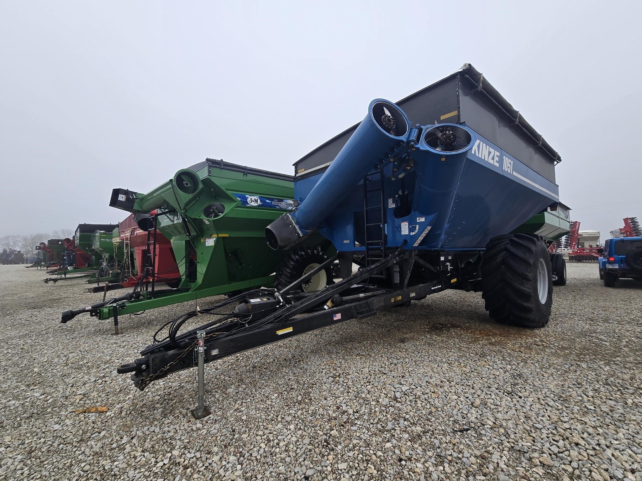 2020 Kinze 1051 Grain Cart