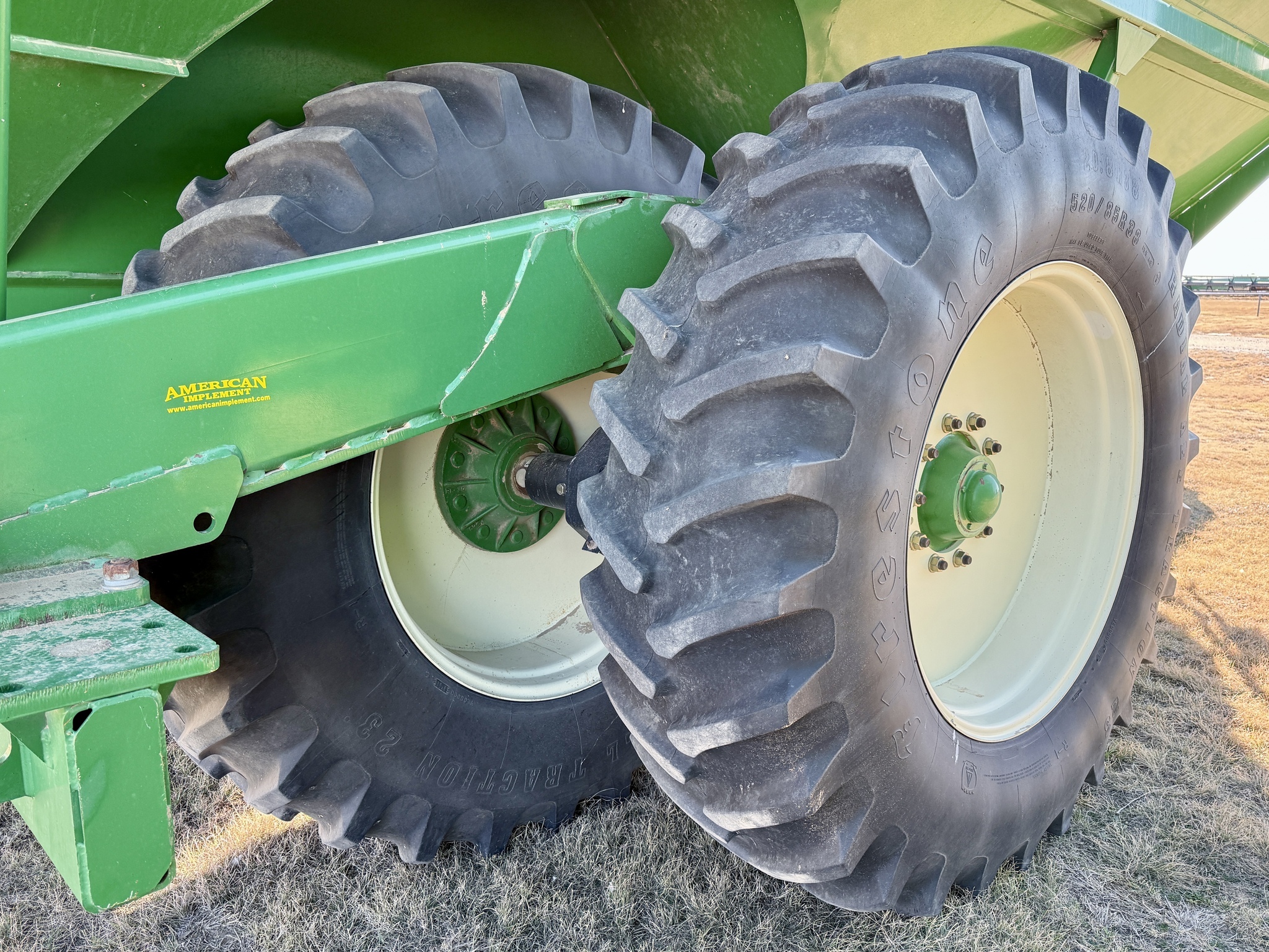 2011 Brent 1194 Grain Cart