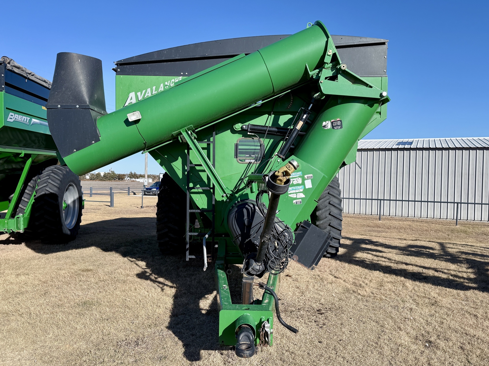 2011 Brent 1194 Grain Cart