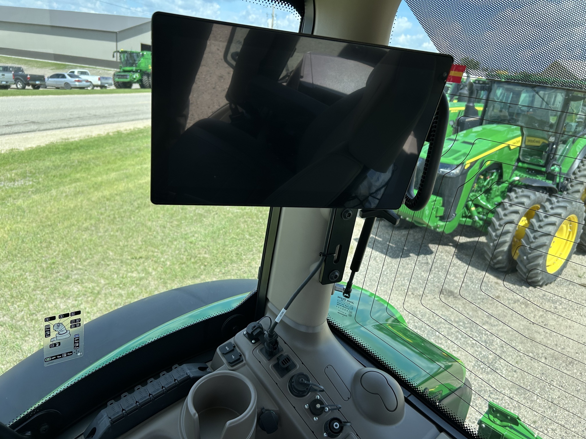 2024 John Deere 6R 175 Tractor