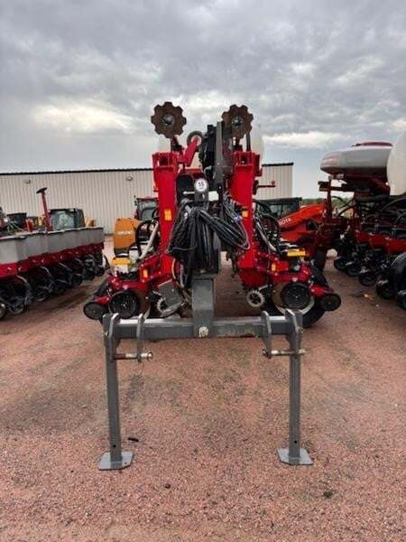2019 White 9816VE Planter