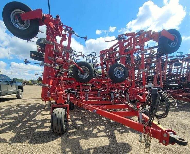 2014 Wil-Rich Quad X-2 Field Cultivator