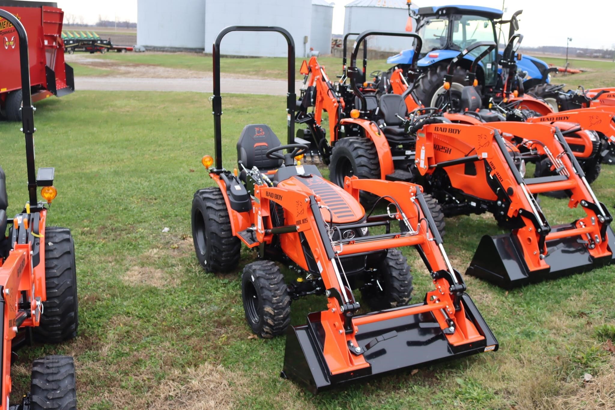 2026 Bad Boy 1025H Tractor