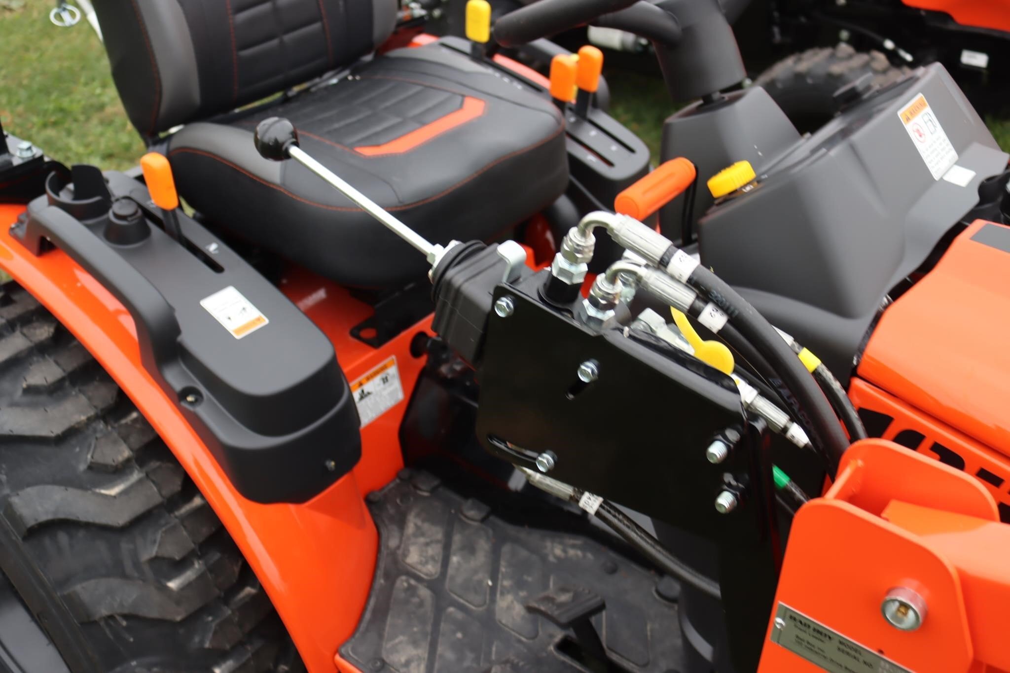 2026 Bad Boy 1025H Tractor