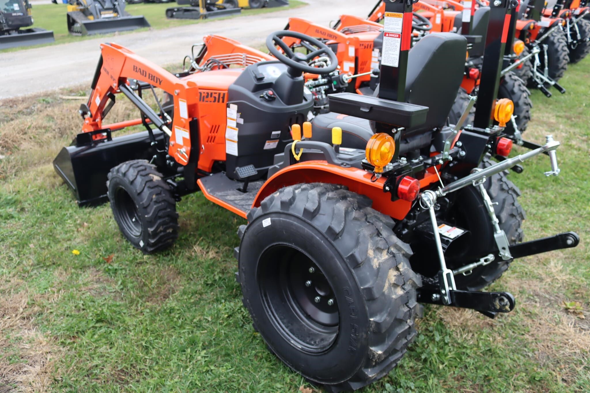 2026 Bad Boy 1025H Tractor