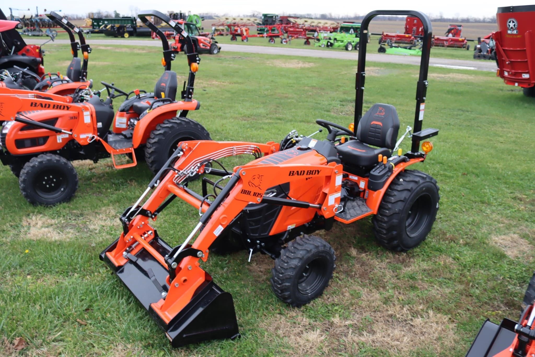2026 Bad Boy 1025H Tractor