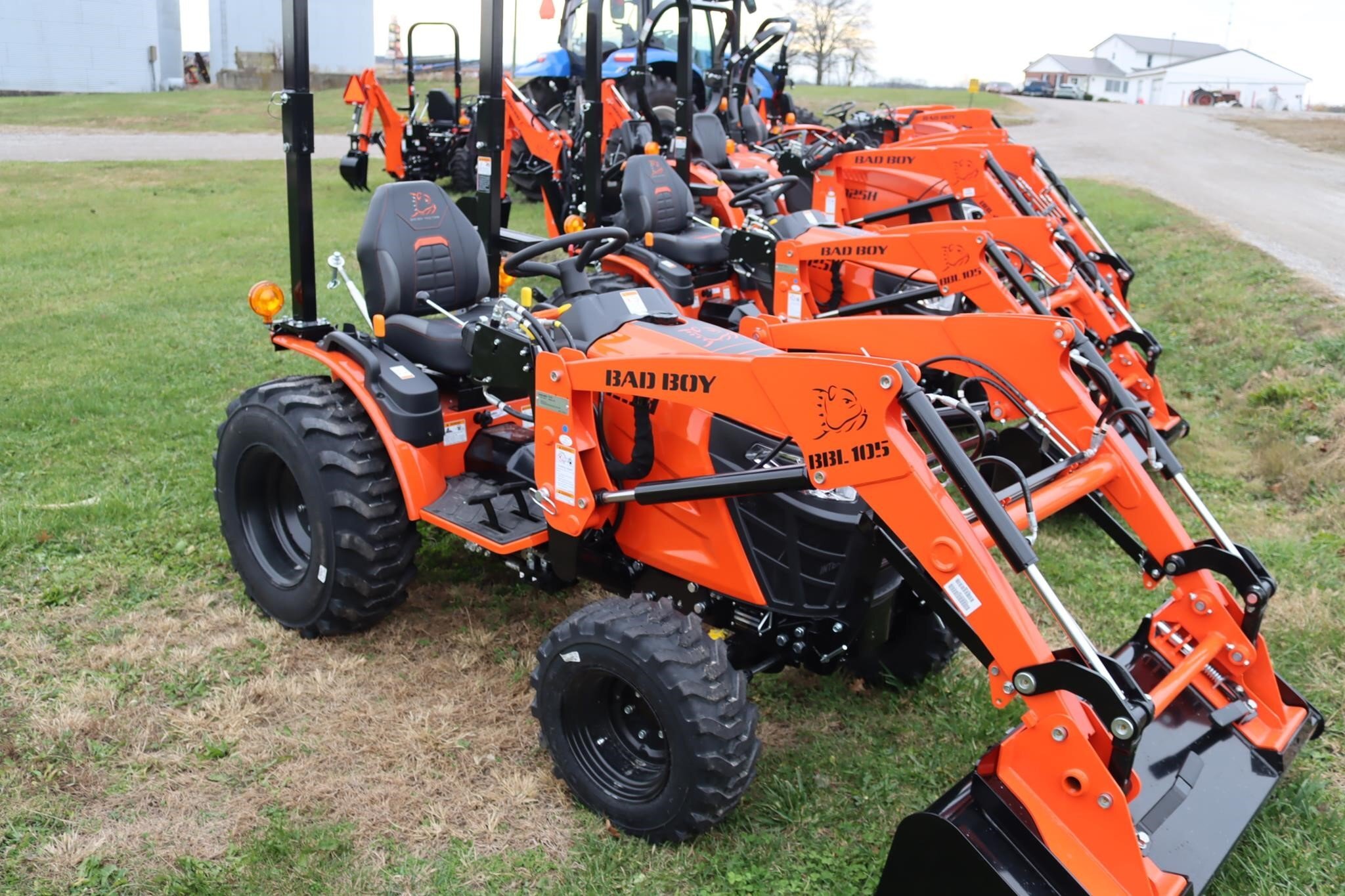 2026 Bad Boy 1025H Tractor