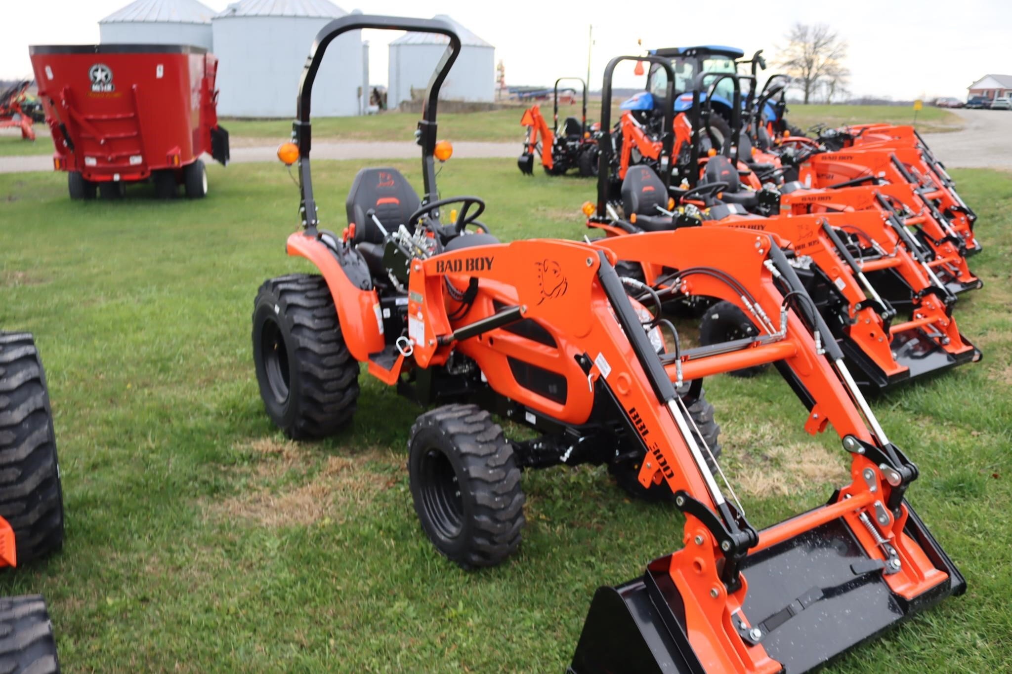 2026 Bad Boy 3026H Tractor