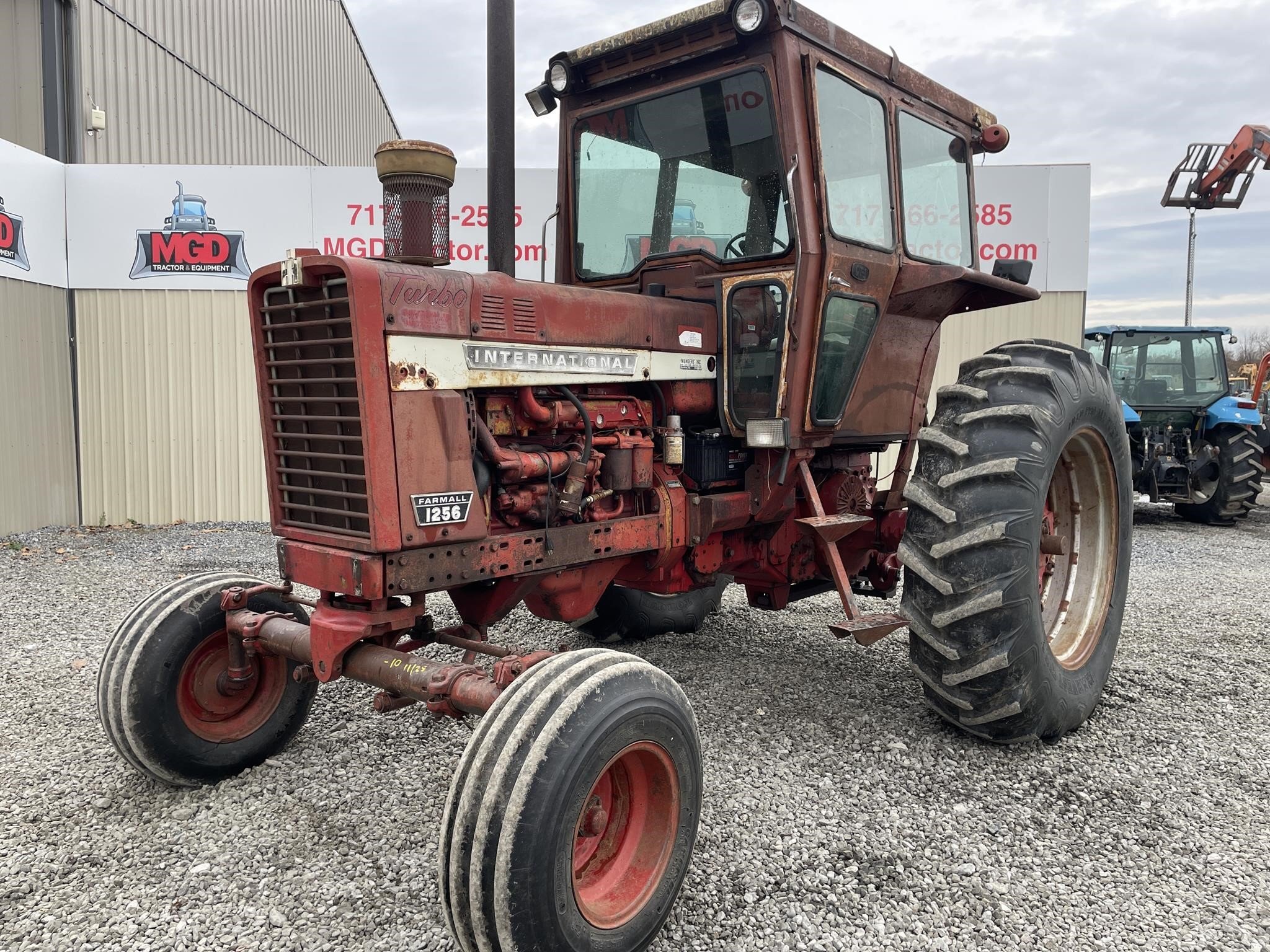 1969 International 1256 Tractor - $16,700 | Machinery Pete