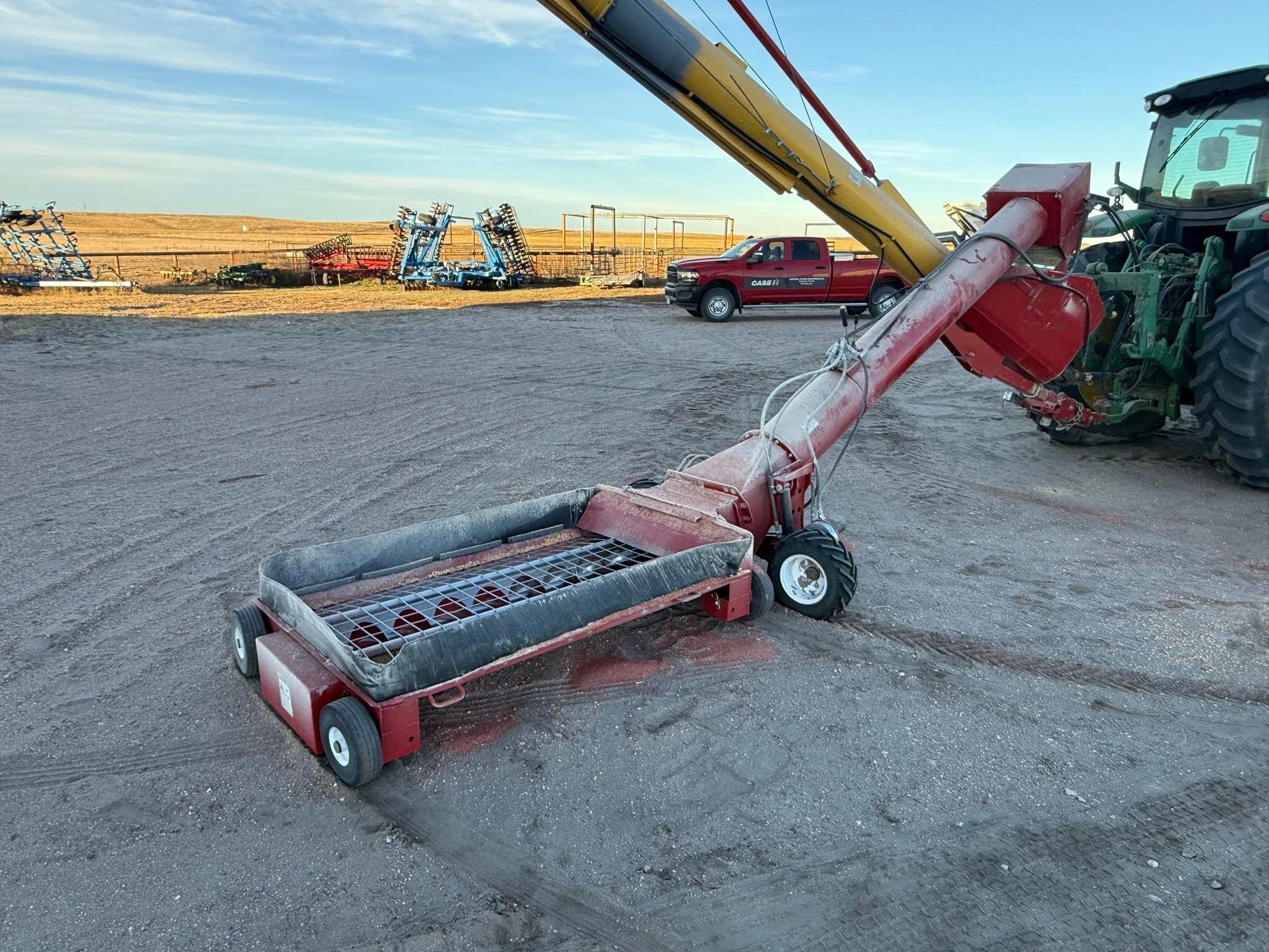 2020 Westfield MKX130-94 Augers and Conveyor