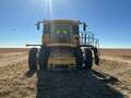 2010 New Holland CR9060 Combine