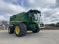 2017 John Deere S680 Combine