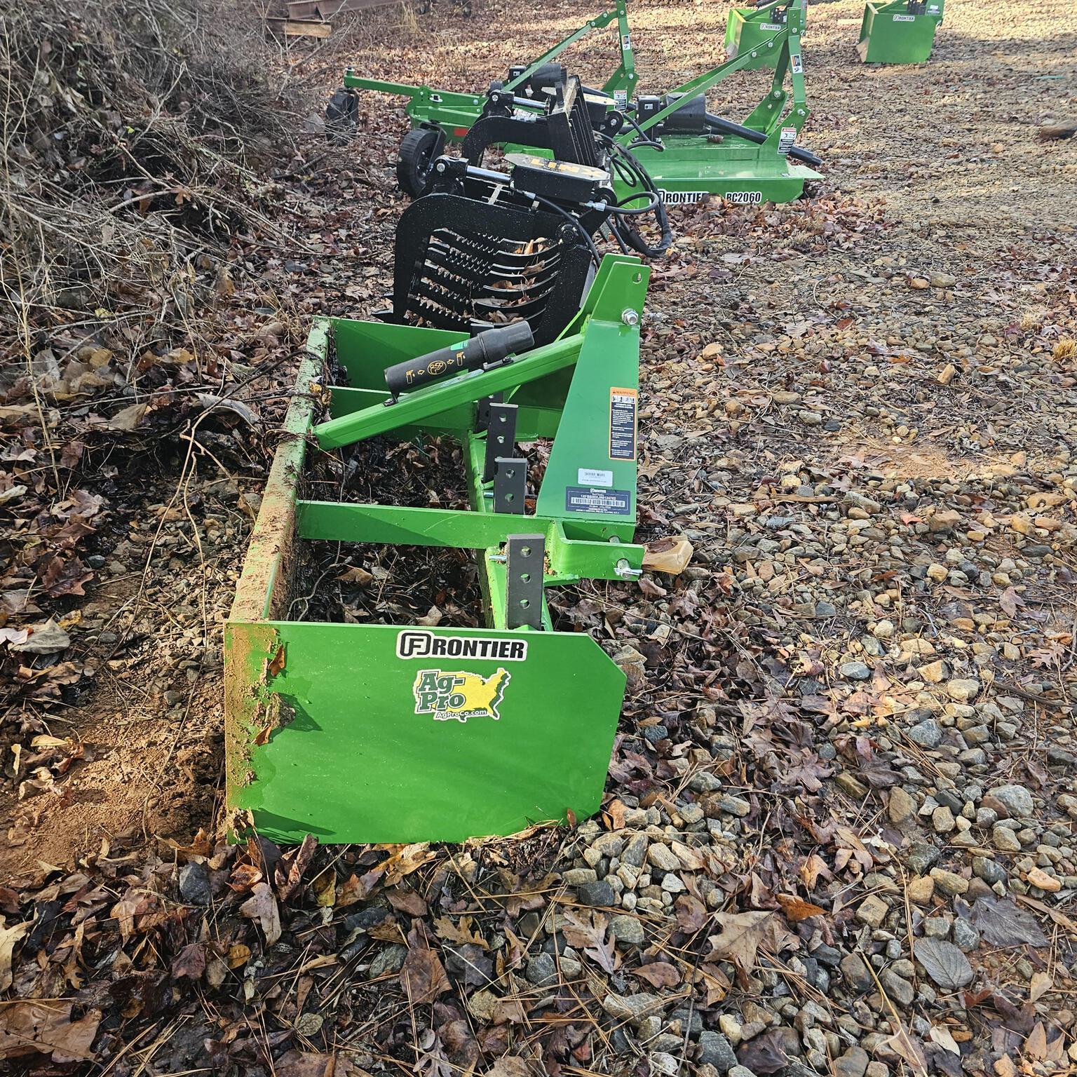 2024 Frontier BB5060 Blade