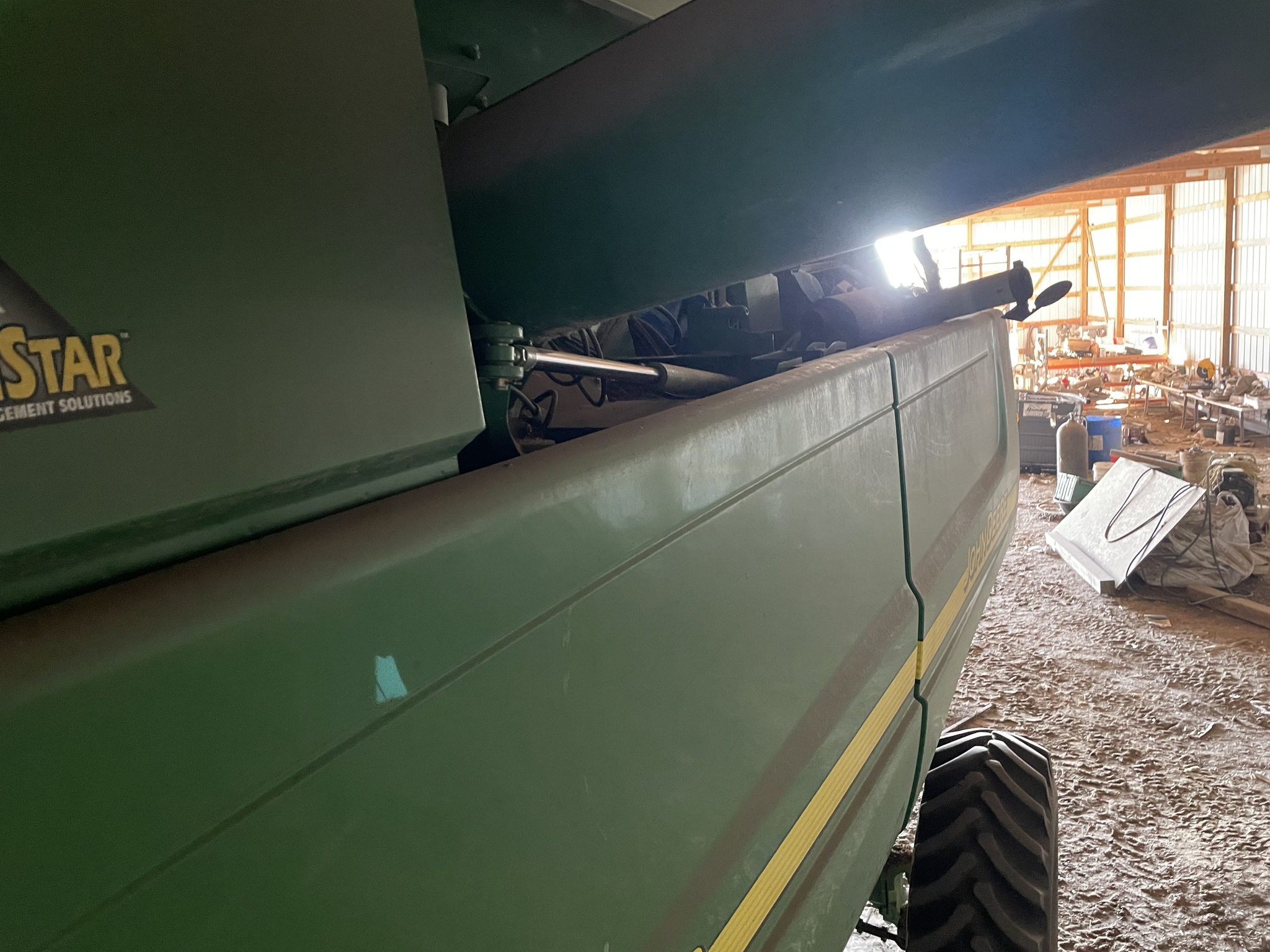 2004 John Deere 9660 STS Combine
