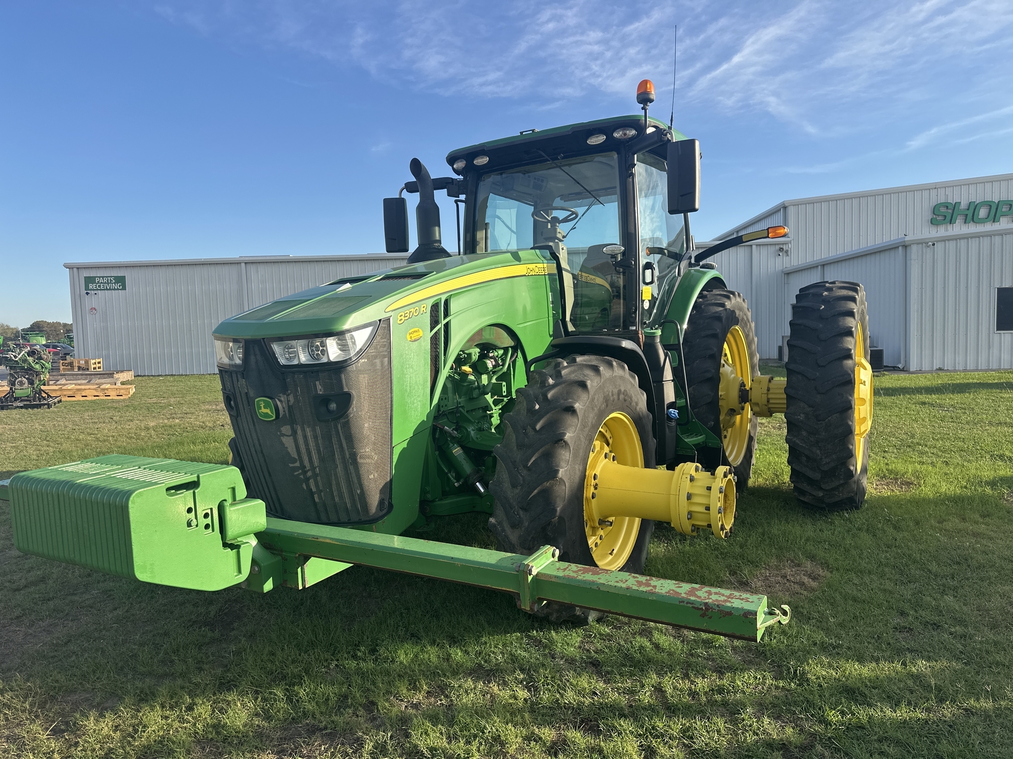 2018 John Deere 8370R Tractor