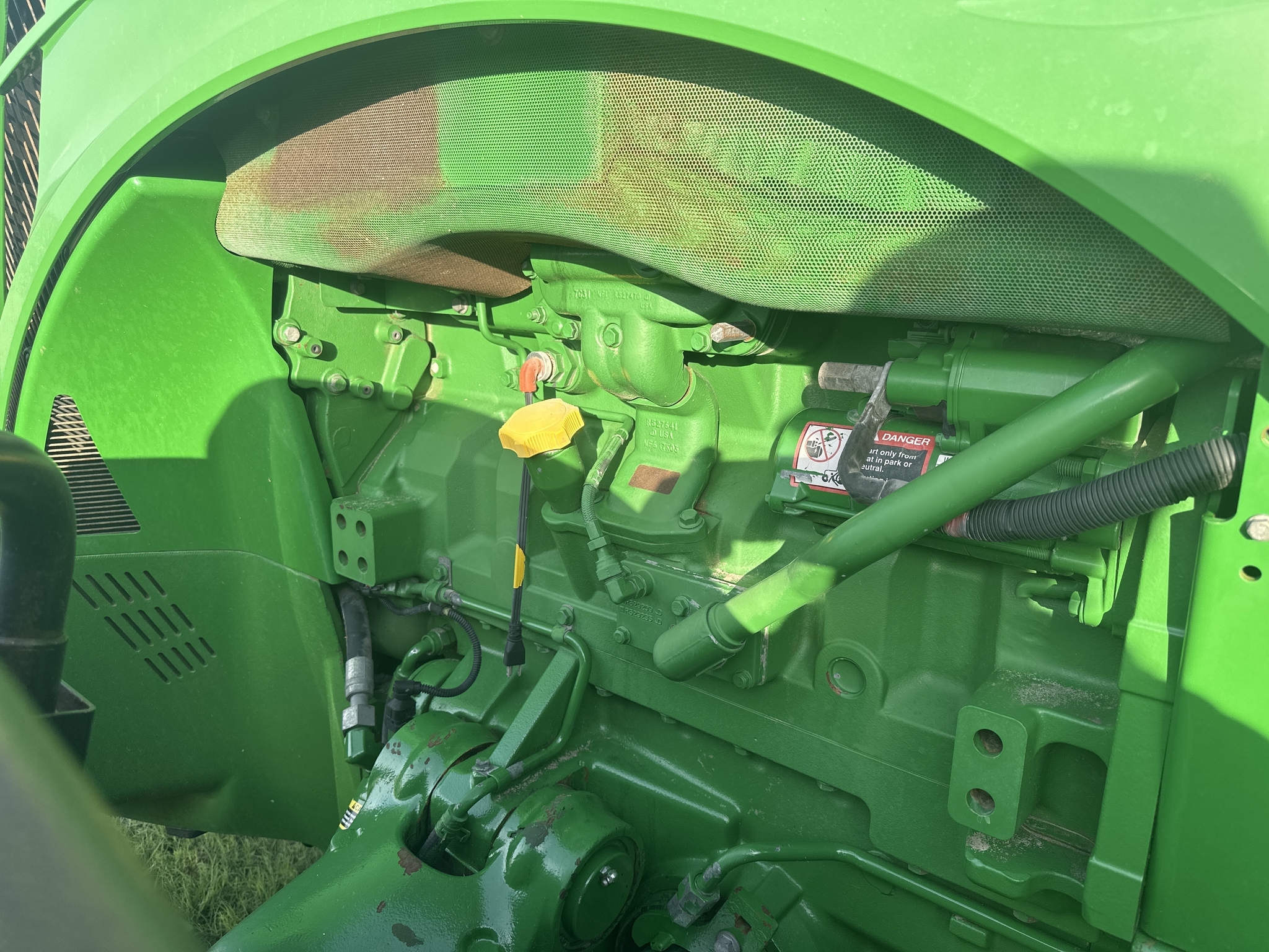 2018 John Deere 8370R Tractor